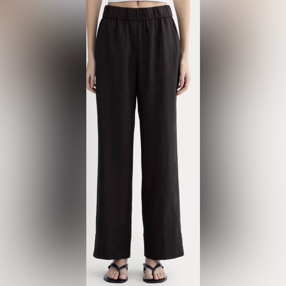 Elegant Black Wide-Leg Women's Pants
